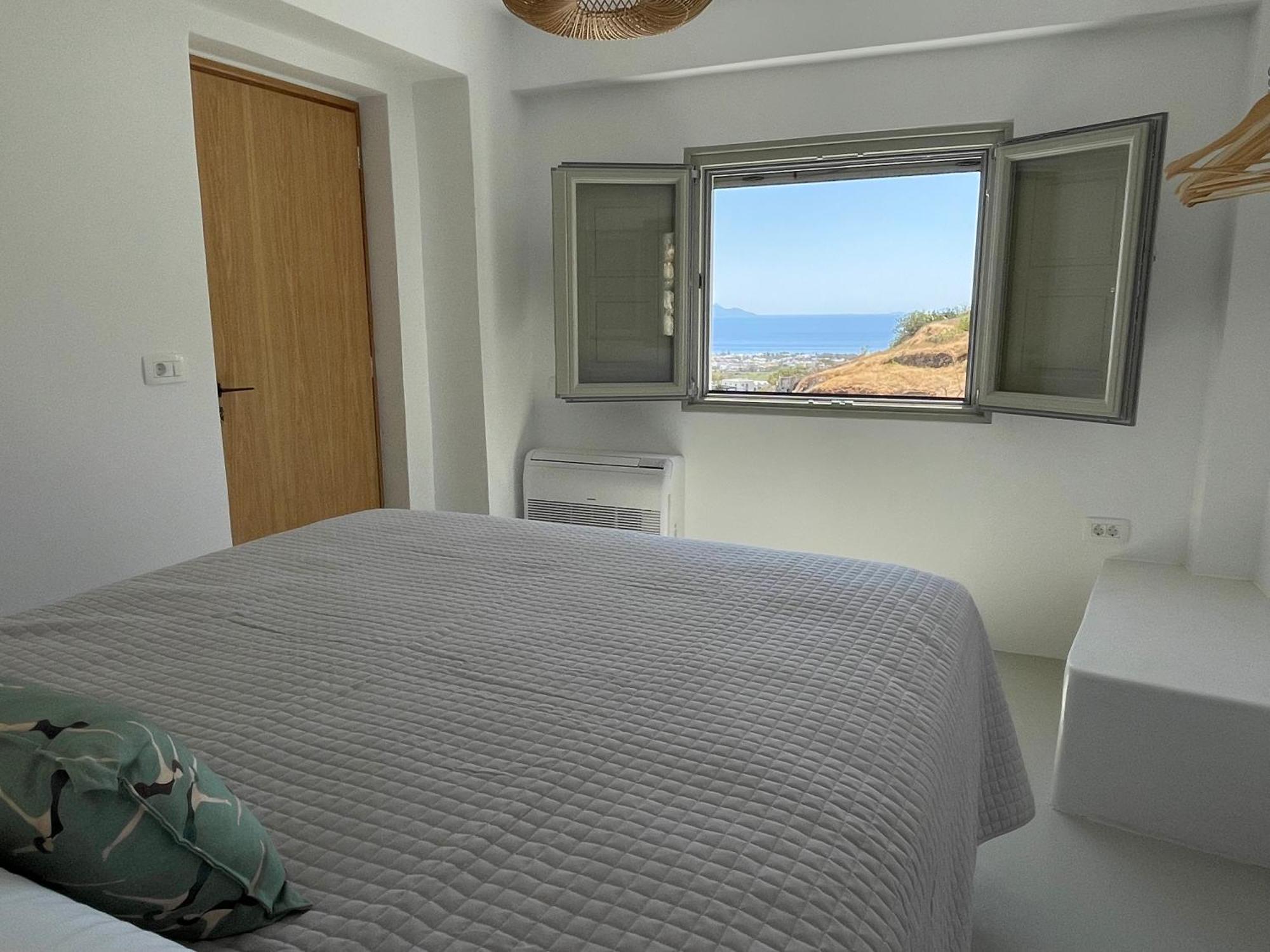 Solo Sole Suites Santorini Exo Gonia Exterior photo